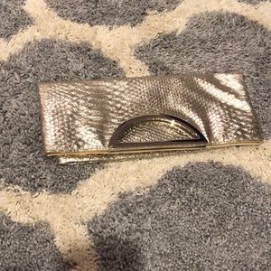 Fold over clutch